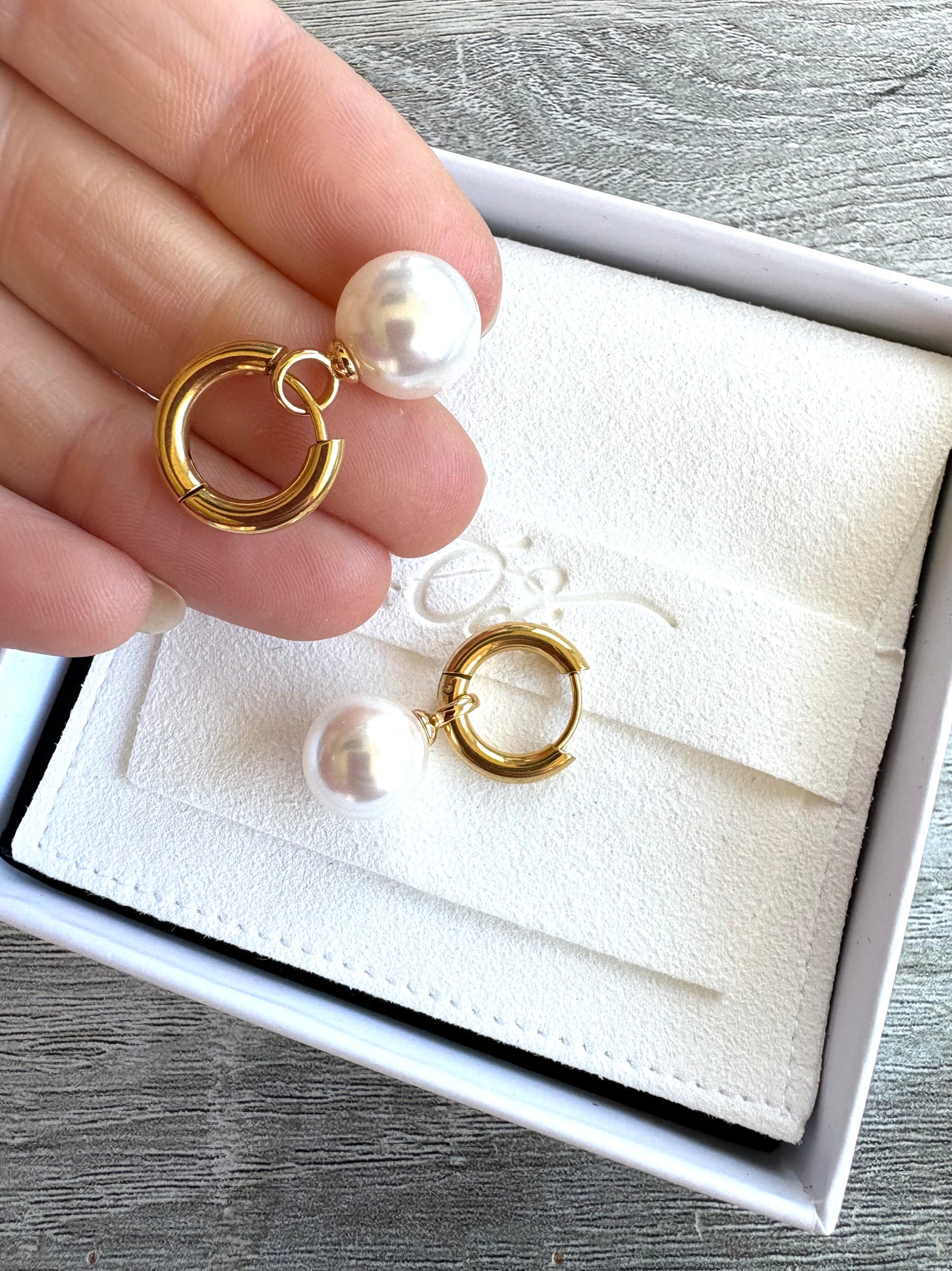 White Pearl Rounds on Hoops- Your choice of colour-Gold-Rose Gold-Silvet