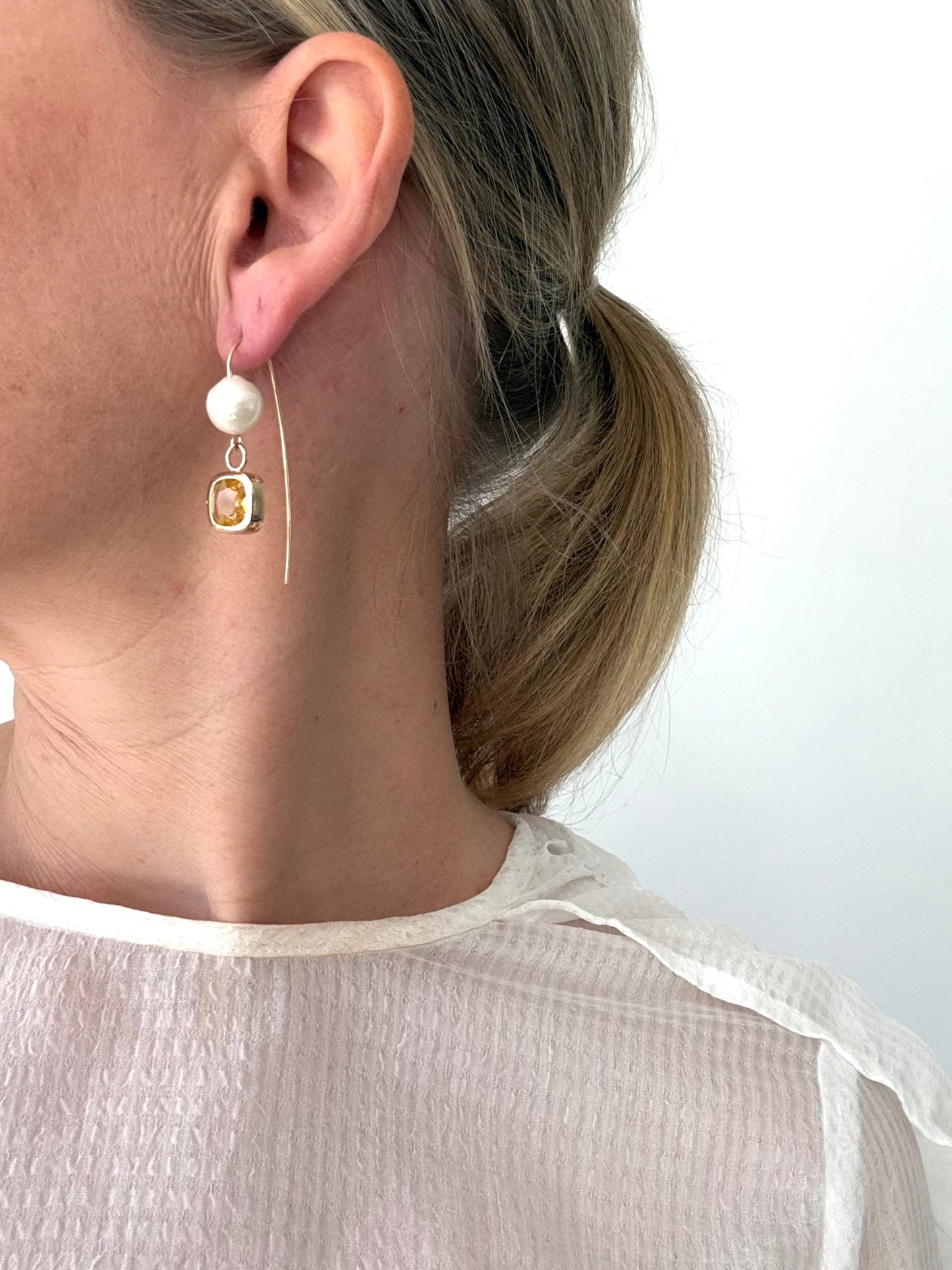 Pearl & Cushion Statement Ear wires