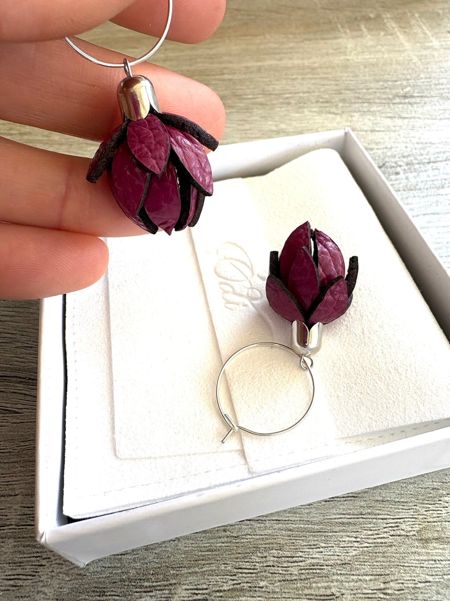 Wild Flower Buds-Plum on Steel Hoops