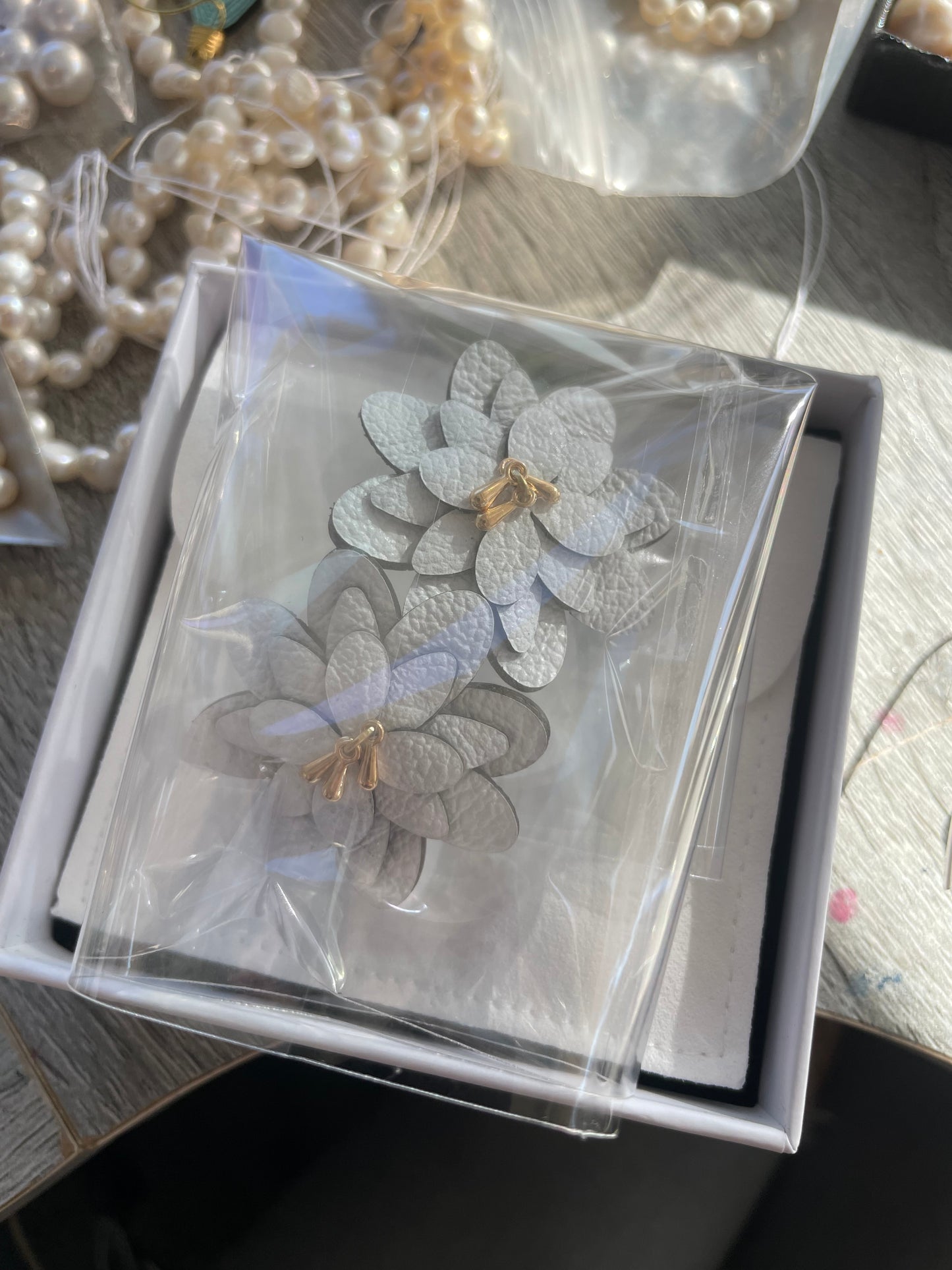 15 Statement Dahlia Studs-White