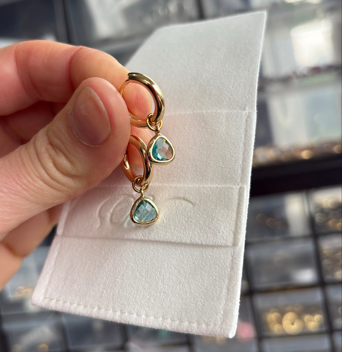 CUSTOM Listing Rohana