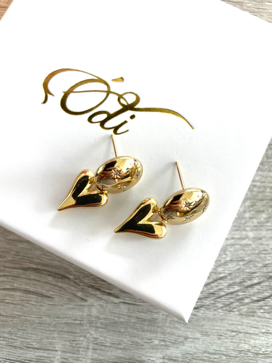 lOVE UNDER THE STARS-GOLD-EARRINGS-GIFT-CHARM JEWELLERY