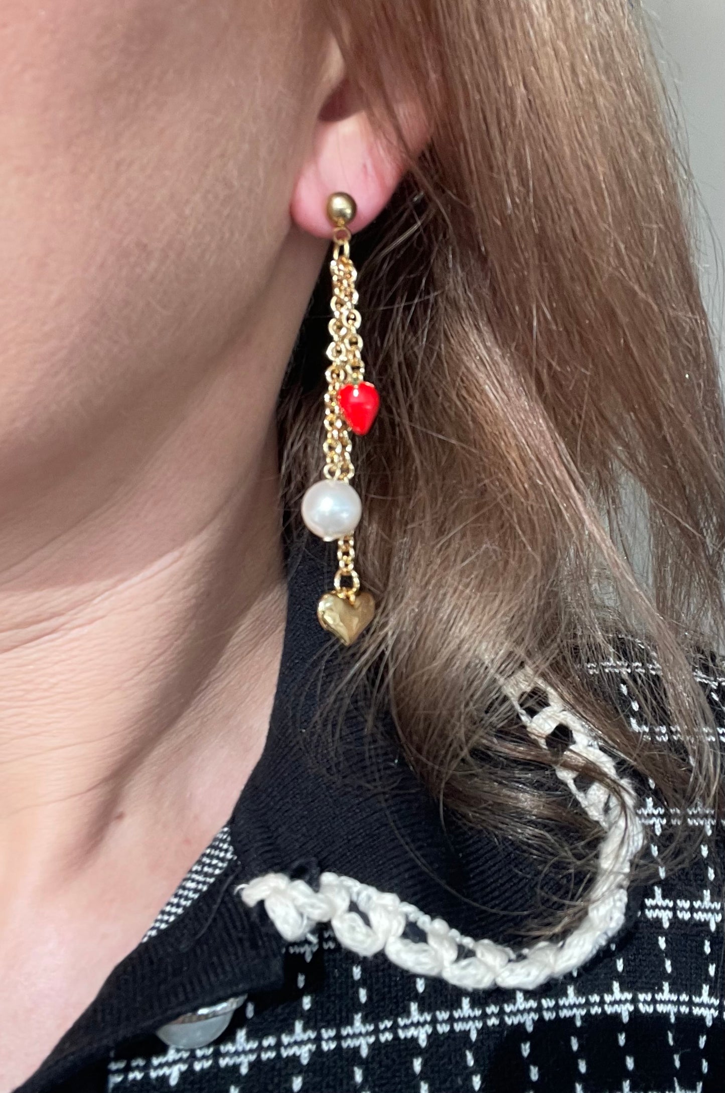 I love Strawberries Earrings- Gold