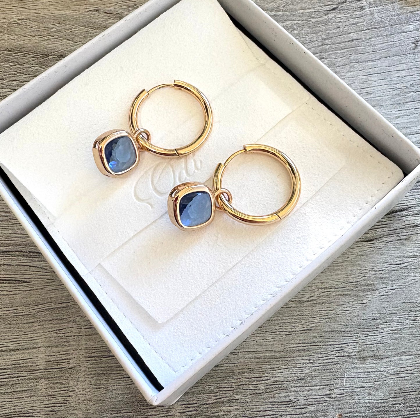 Sapphire Blue- Gold -Cushion Huggies