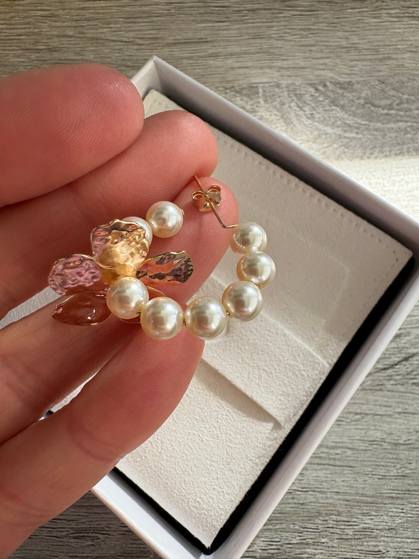 Luxe Texture Flower Pearl Hoops-Gold