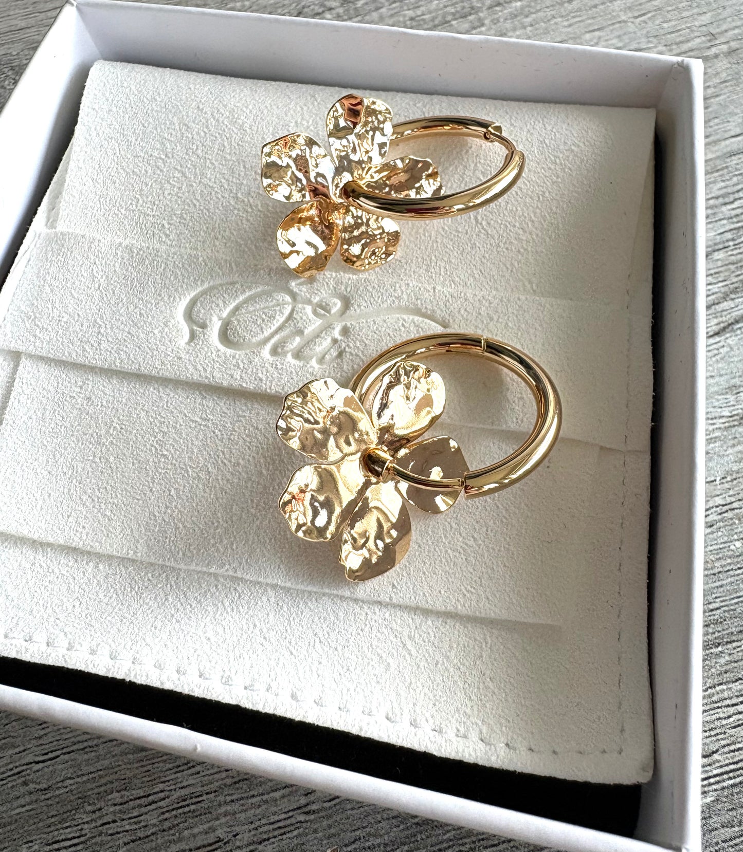 Luxe Gold Texture Floral Hoops