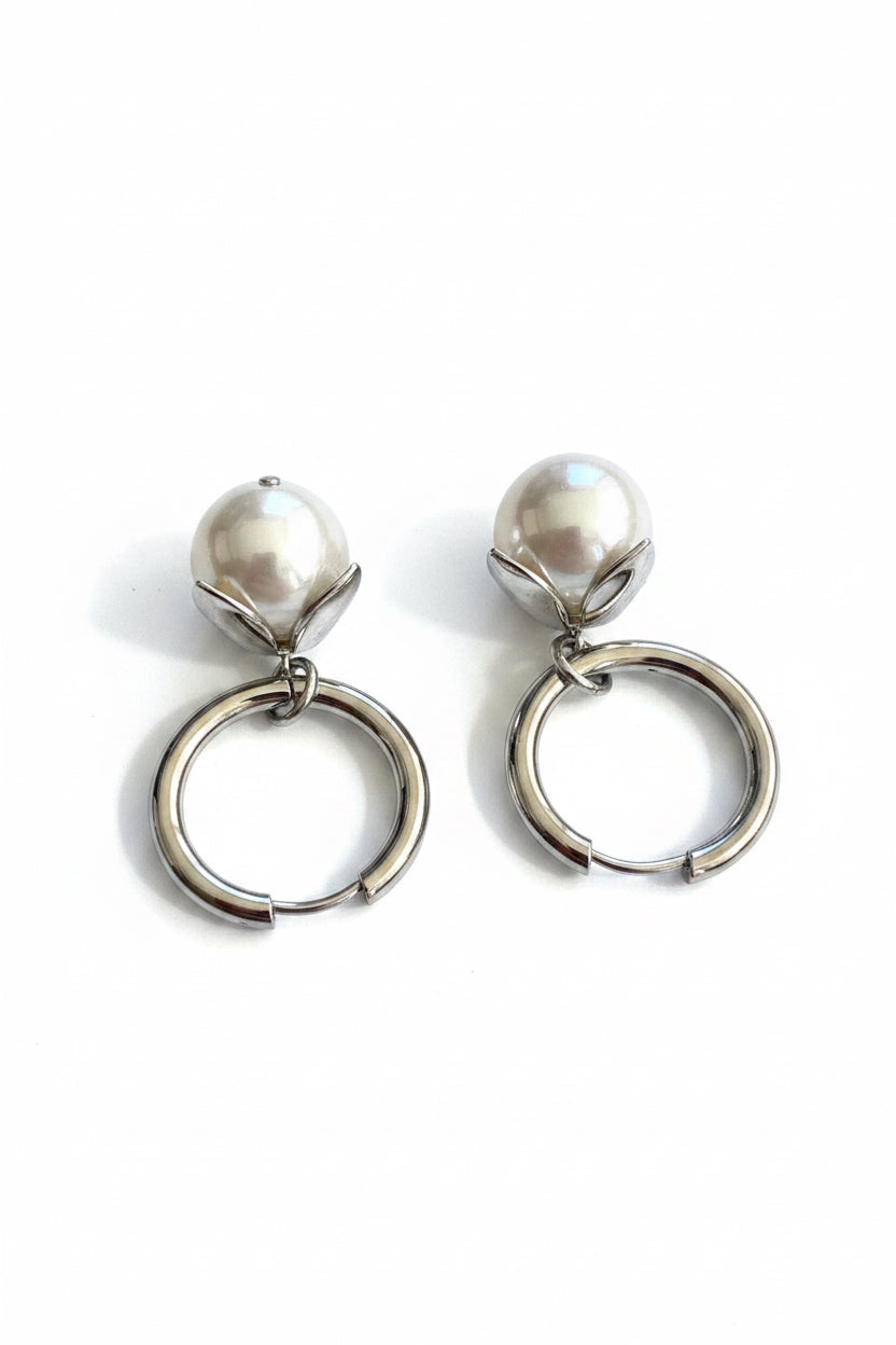 Botanical Pearls on Hoops Silver