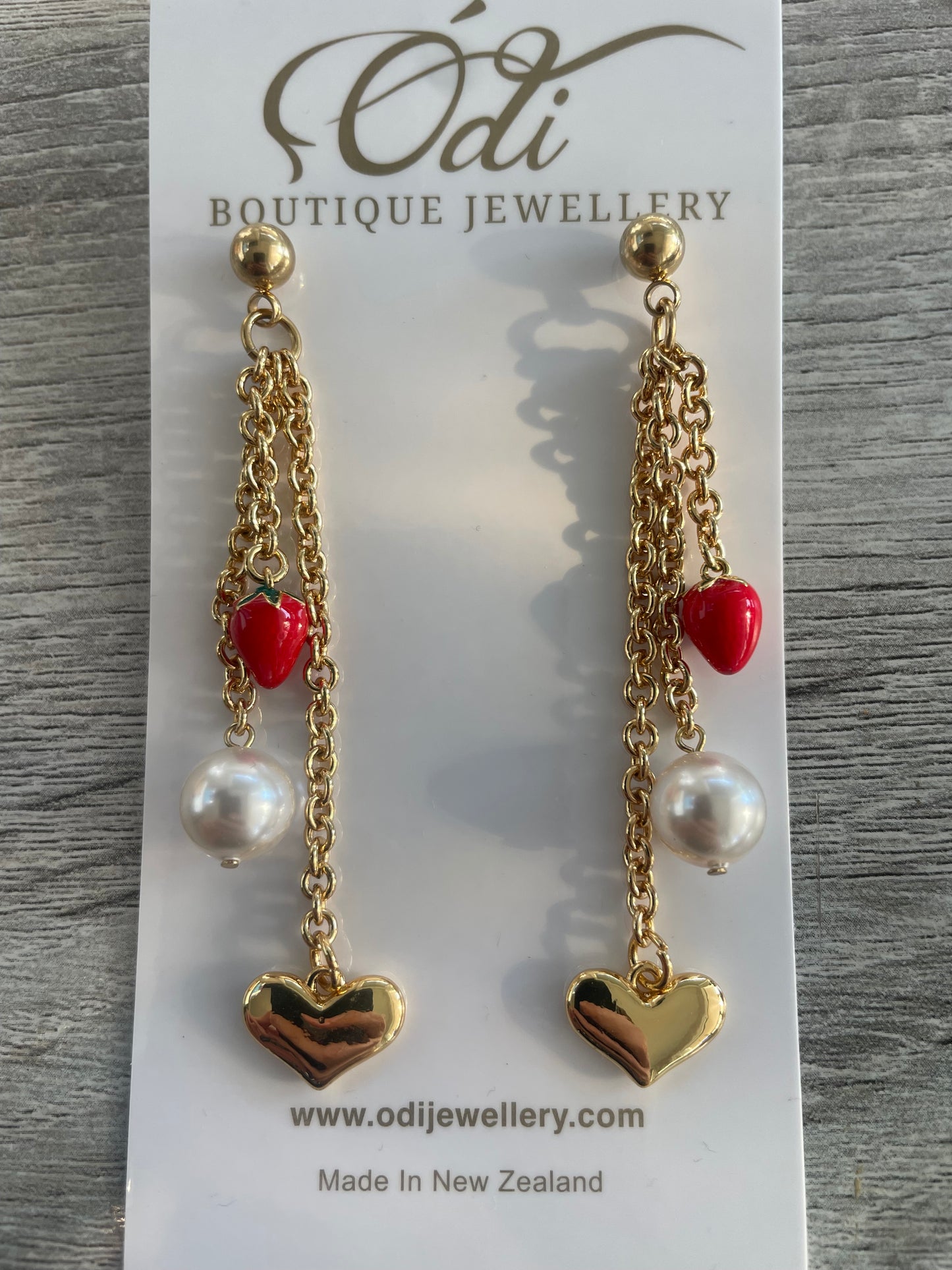 I love Strawberries Earrings- Gold