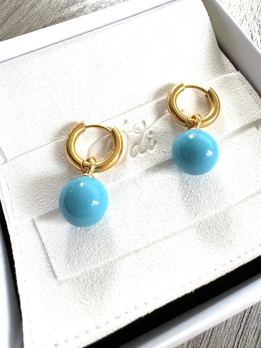 Pearl Rounds Turquoise on Stainless Steel Gold Huggies