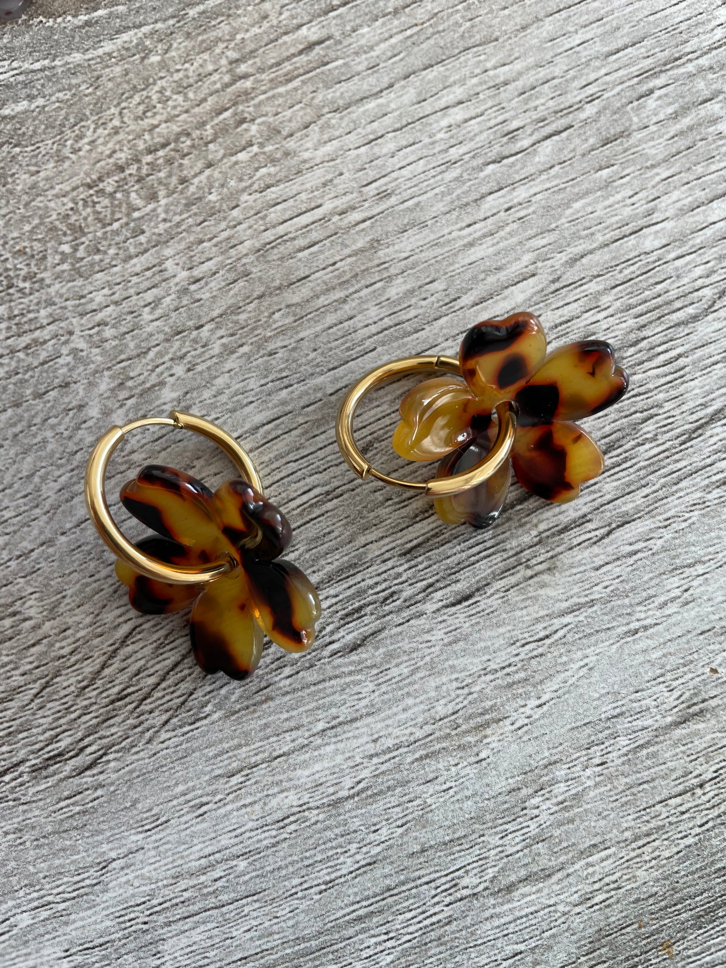 Amber Tortoiseshell Blooms on Gold Hoops #116