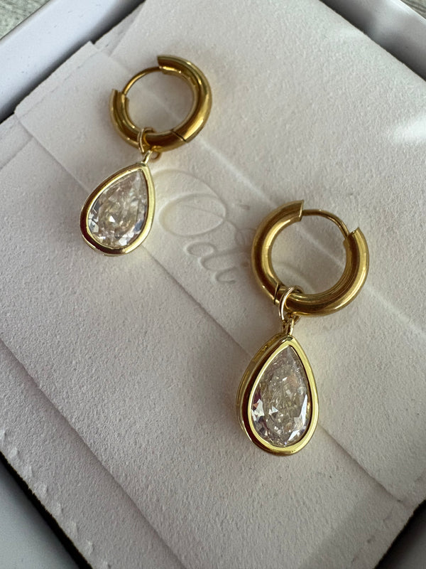 Sparkle Drop Tears - Gold Huggie